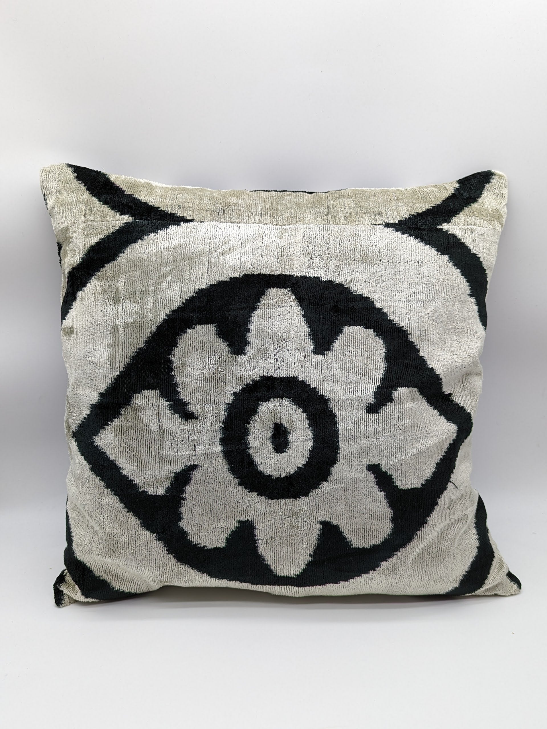 Set of 2 Velvet Silk Square Cushion Big 50x50CM IKAT Cotton Back - Black Carnation