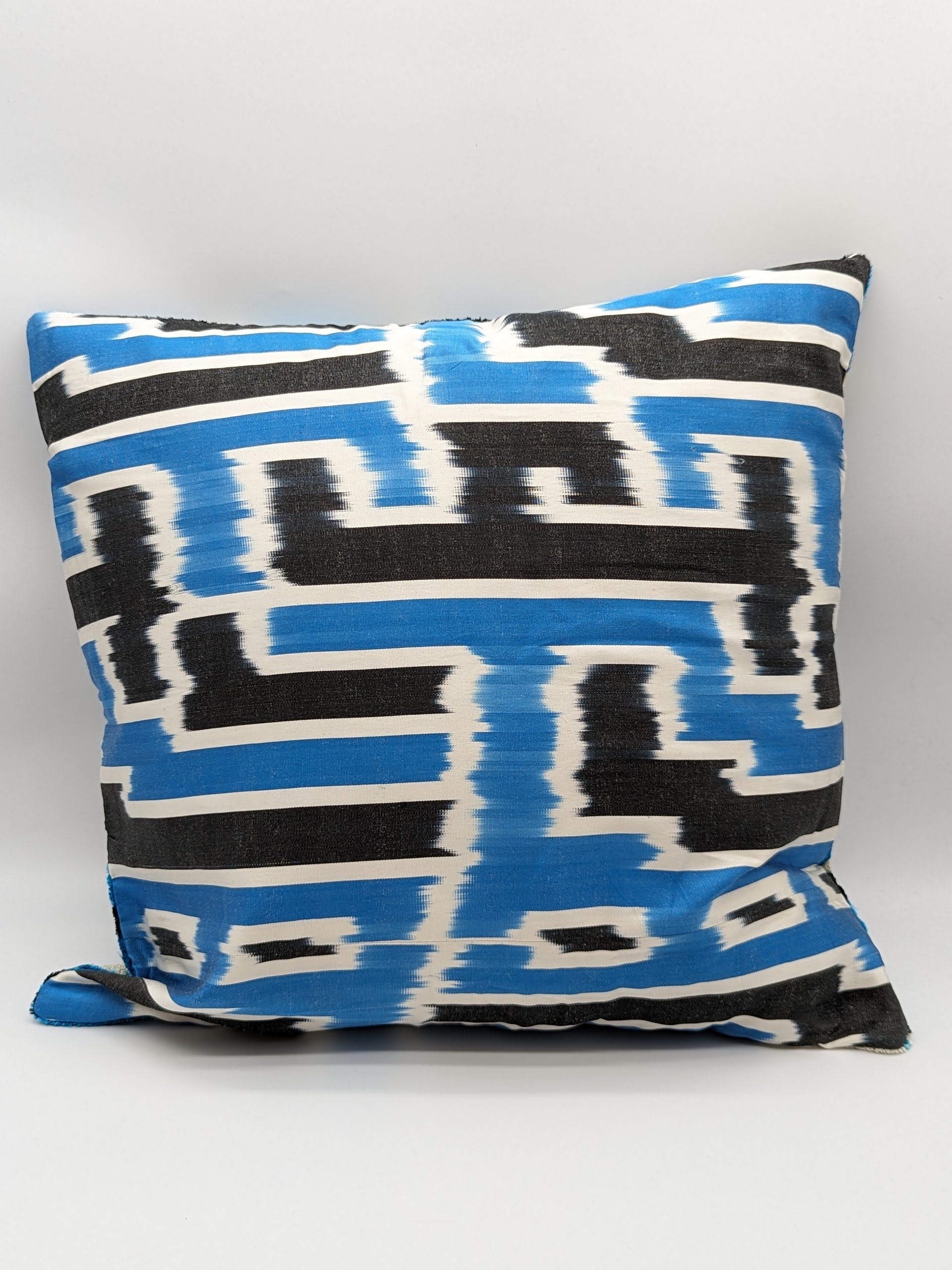 Set of 2 Velvet Silk Square Cushion Big 50x50CM IKAT Silk Back - Turquoise Square