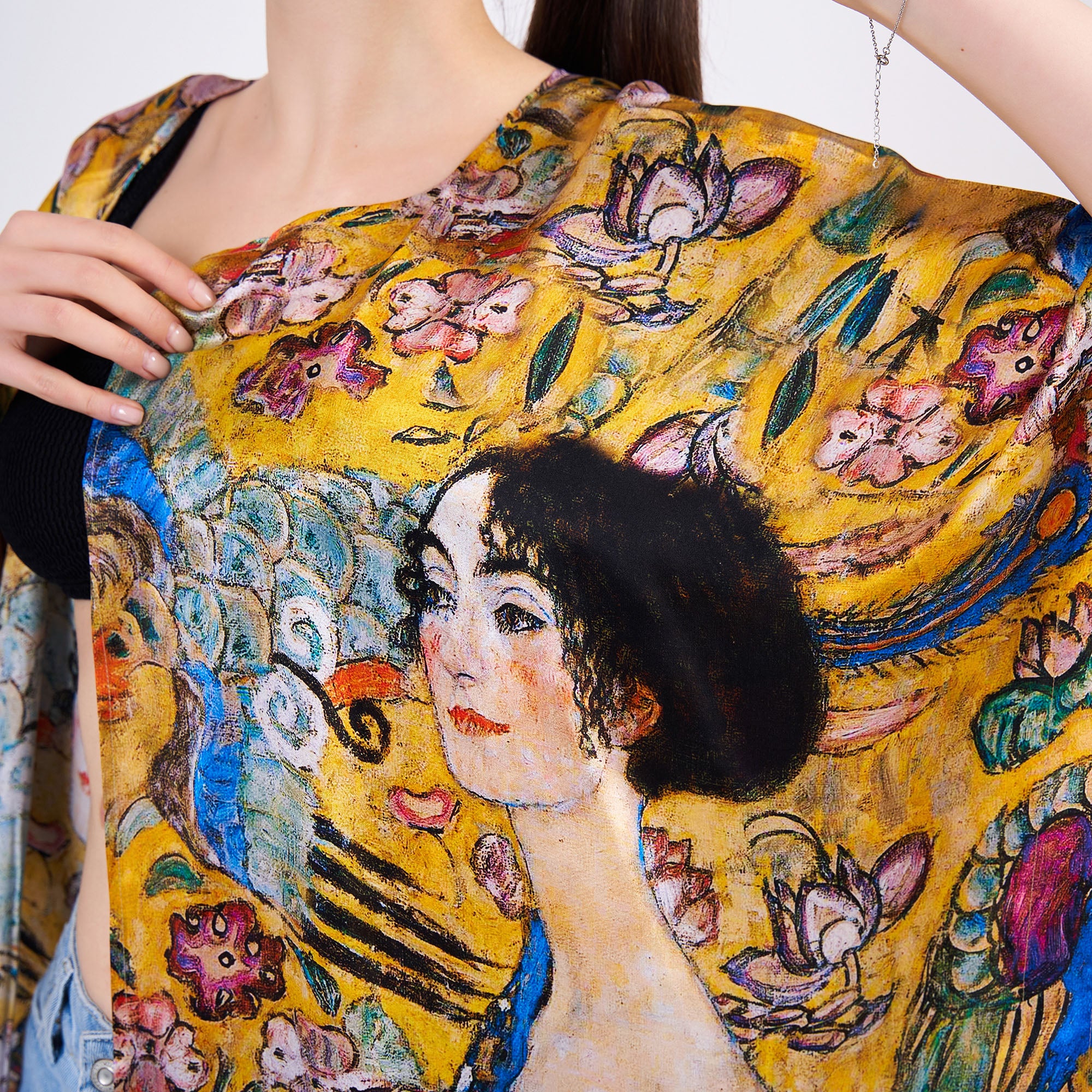 Short Kimono Pareo Mulberry Silk - Gustav Klimt Lady with Fan