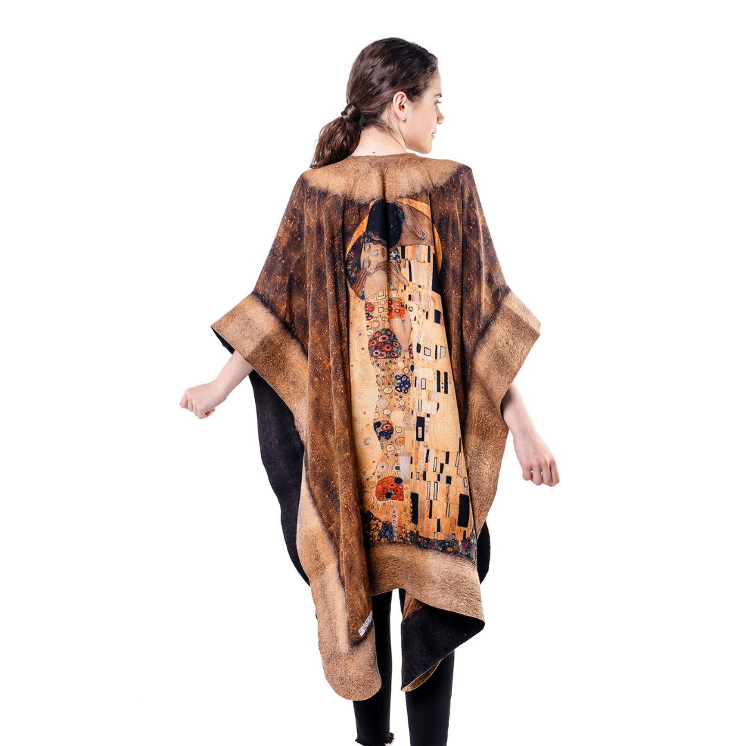 Poncho Mulberry Silk & Merino Handmade Felt - Camel | Klimt The Kiss