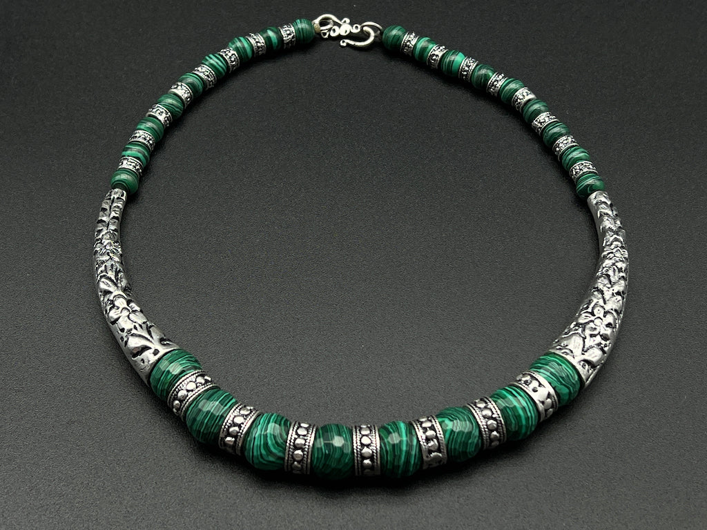 Handmade Vintage Necklace - Malachite Zanubia