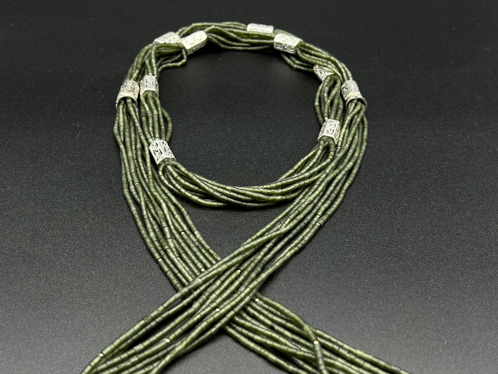 Handmade Vintage Necklace - Jade Necklace Tie