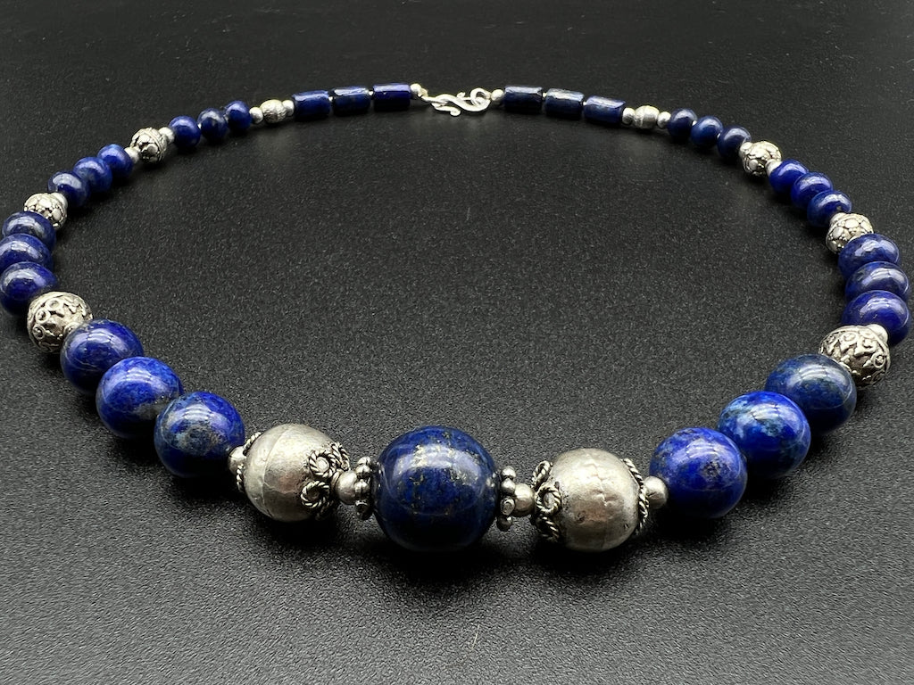 Handmade Vintage Necklace - Lapis Lazuli Cylinder & Spheres symmetry Small