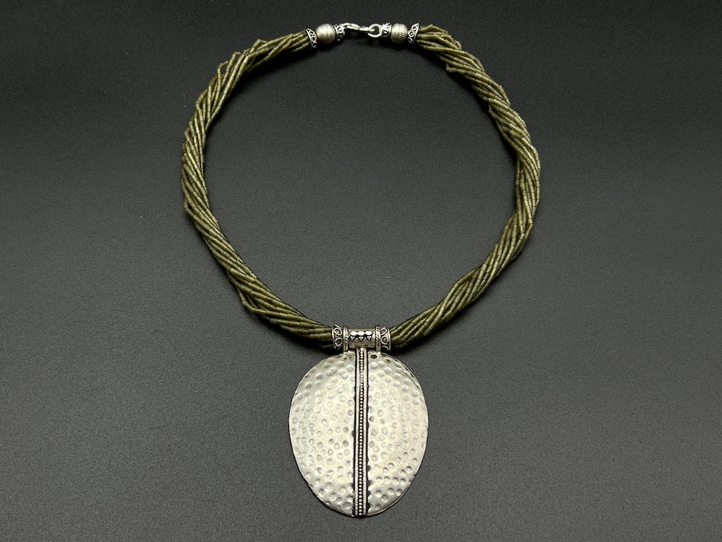 Handmade Vintage Necklace - Jade Chains Big Hammered seed