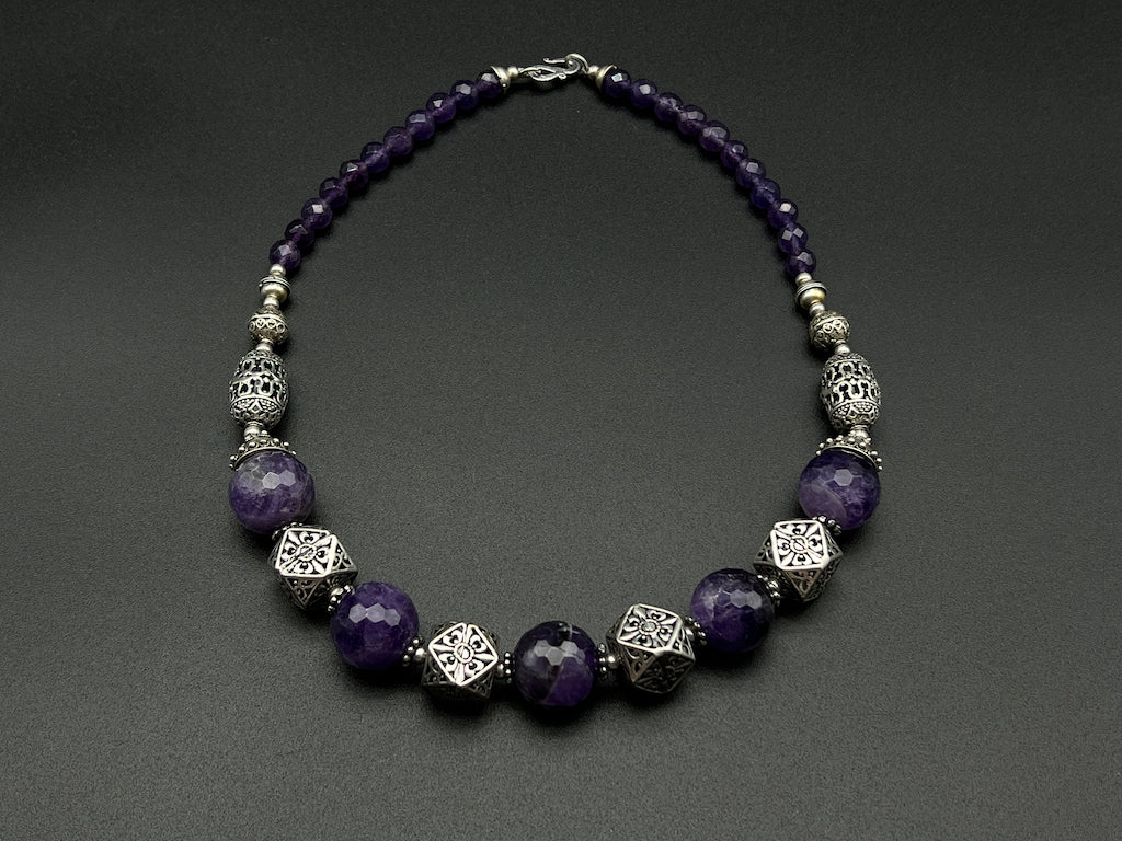 Handmade Vintage Necklace - Five Amethysts Hexagon