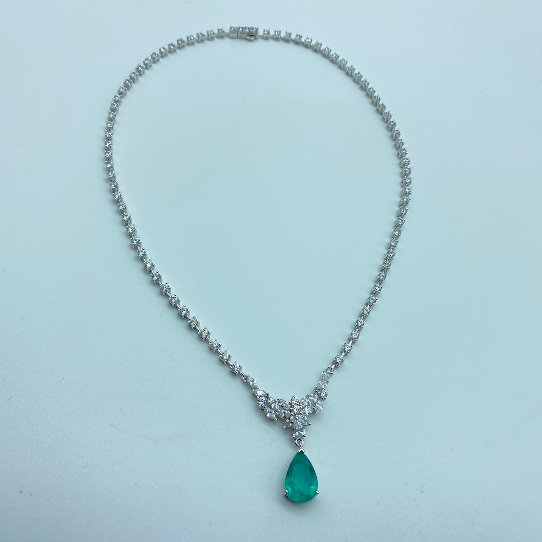 Simple Brilliance Emerald - Silver Synth Emerald
