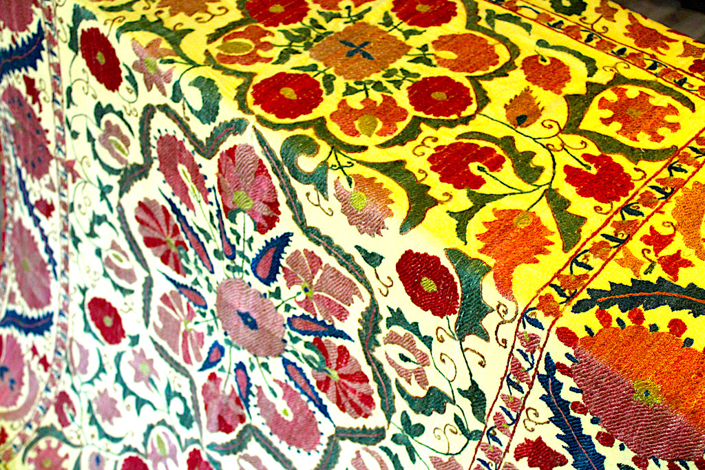 Sozani Cloth Vintage (175 *130) CM -Yellow - Mawlana Cashmere & Silk