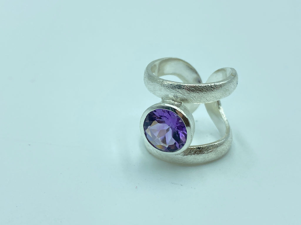 Modern Exclusive Sterling Silver Rings - Amethyst Sides Size 7