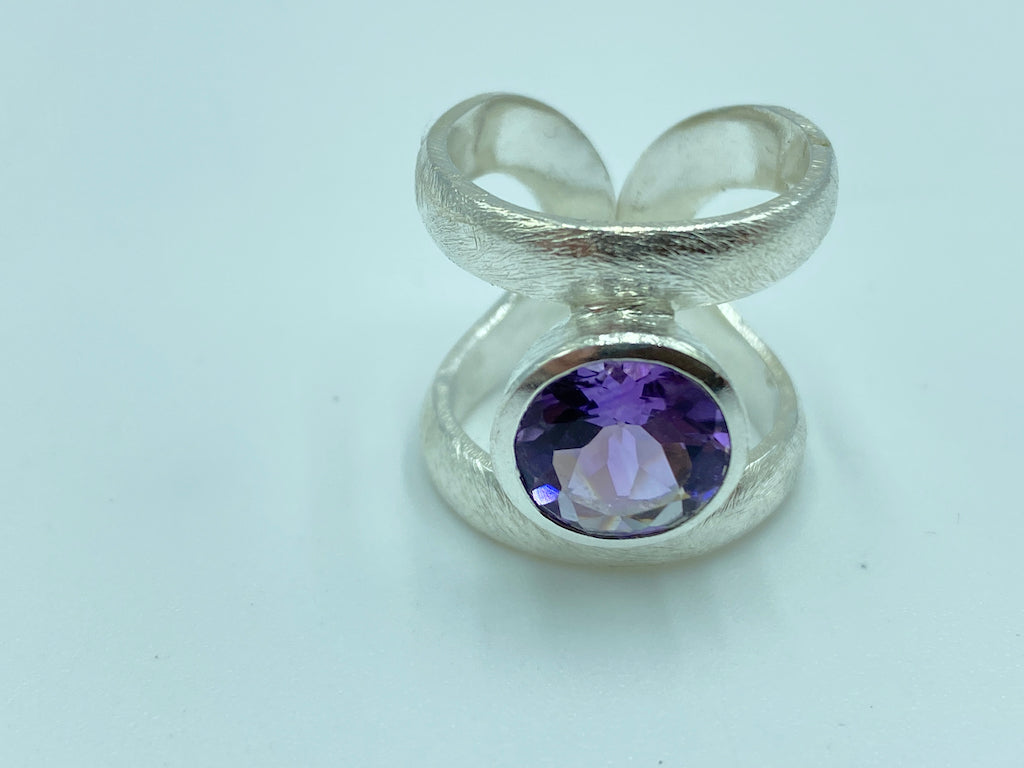 Modern Exclusive Sterling Silver Rings - Amethyst Sides Size 7